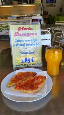 La Boutique Del Cafe And Tee