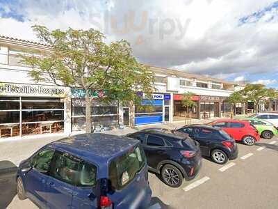 La Boutique Del Cafe And Tee