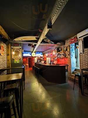 Mr. Brooklyn Sports & Drinks