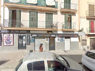 Mr. Brooklyn Sports & Drinks