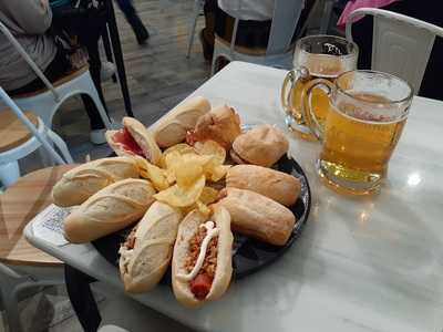 Cerveceria 100 Montaditos