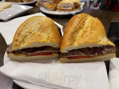 Cafe De Los Artistas