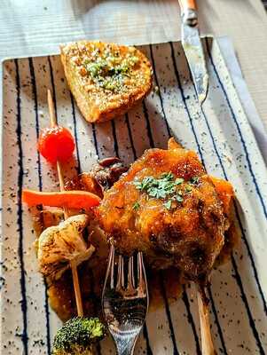 Restaurante Los Almendros Del Montgo Sc.