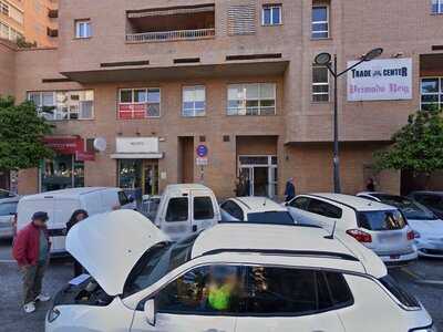 Horno-cafeteria-pastelería La Paraeta