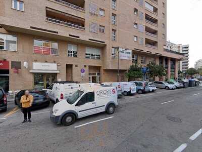 Horno-cafeteria-pastelería La Paraeta