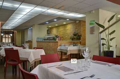 La Cigrona I + Restaurant