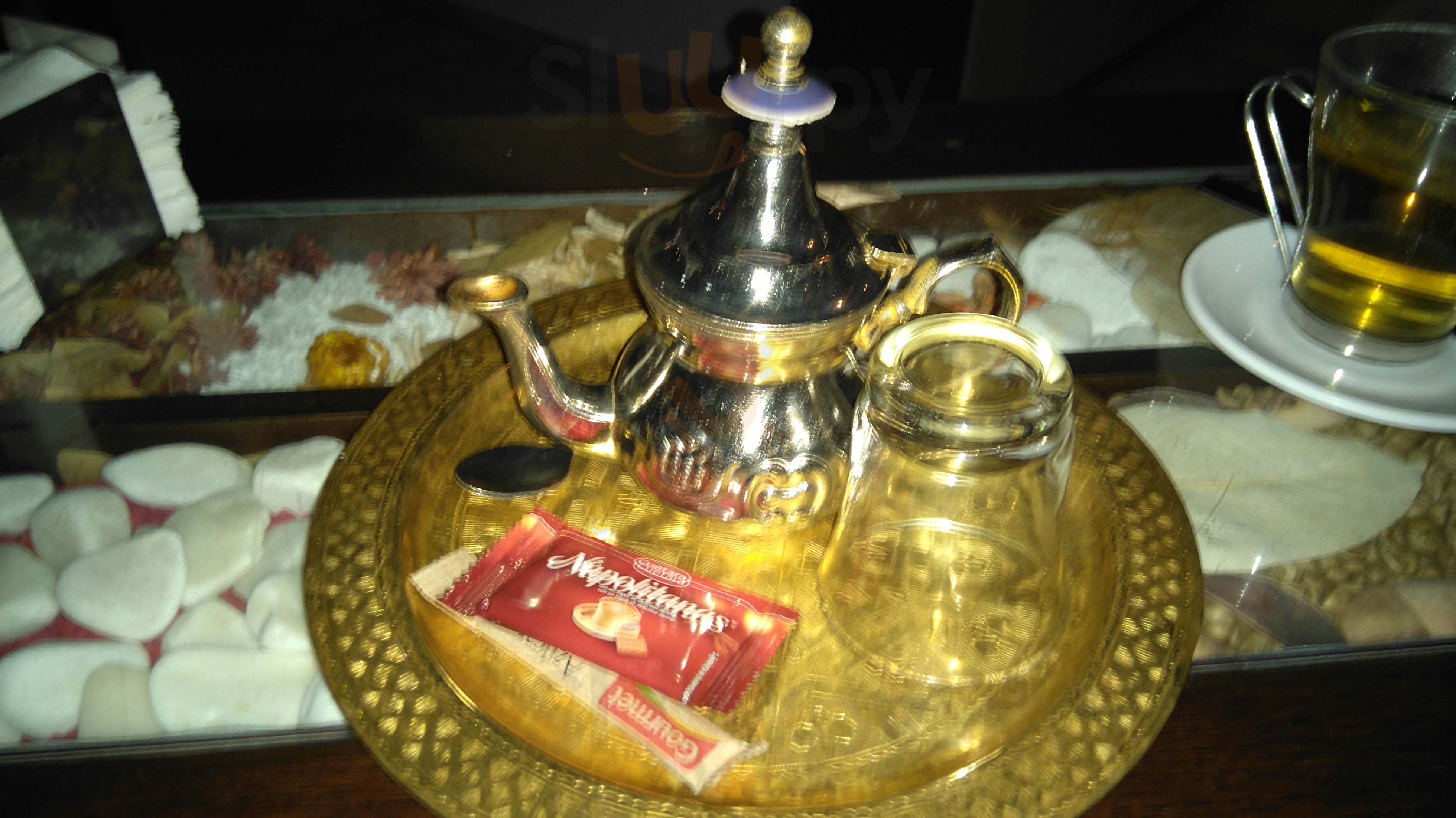 Planet Day & Night Lounge