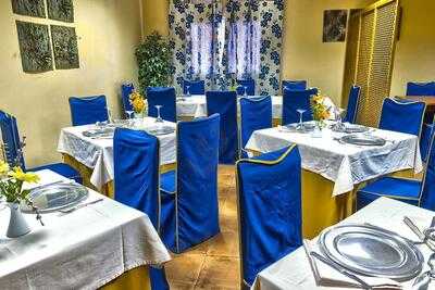 El Cruce Restaurant + Catering