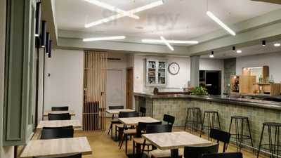 El Cruce Restaurant + Catering