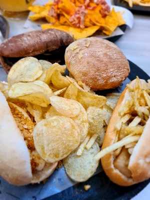 Cerveceria 100 Montaditos