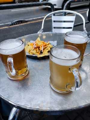 Cerveceria 100 Montaditos