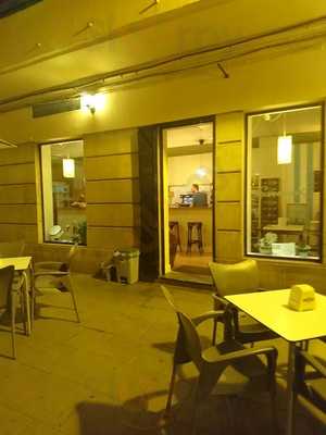 El Cafe De Lagun