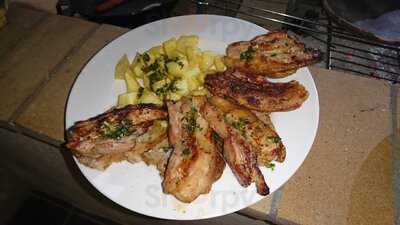 Los Bárbaros Bar De Tapas