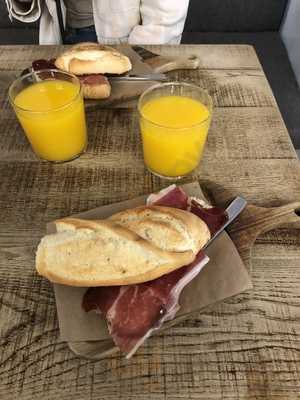 Santomas Pedro De Castro