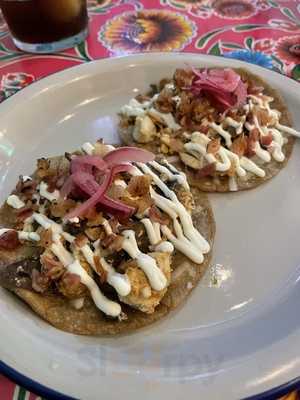 Cantina El Calambrito