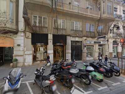 Cereal Hunters Café