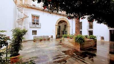 Palau Pineda Cafè I Menjars