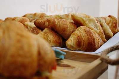 American Cupcakes Café