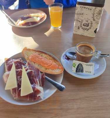 Cafeteria El Estribo