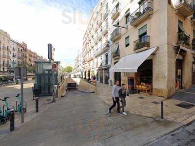 Café Restaurant Hotel Plaça De La Font