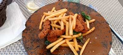 Café Restaurant Hotel Plaça De La Font