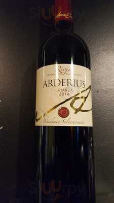 Vinos Handeland Winebar