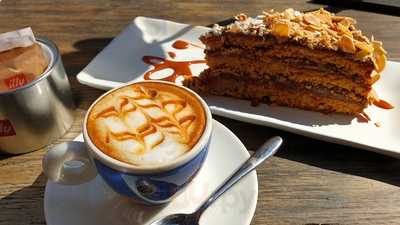 Eloisa Tapas & Copas