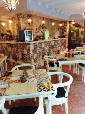 Sahara Lounge Restaurante