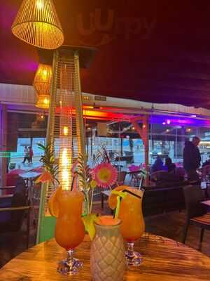 Rica's Beach Bar