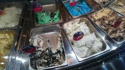 Ferretti Gelato E Caffe