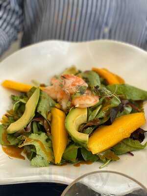 Amàre Beach Restaurant