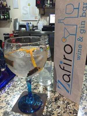 Zafiro Wine & Gin Bar
