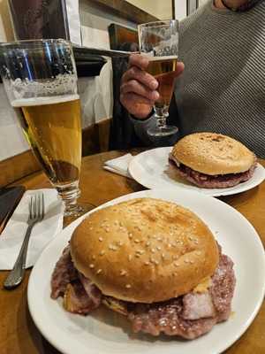 Bocadilleria La Mostaza