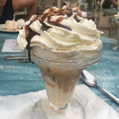 Monroes Restaurant & Carvery