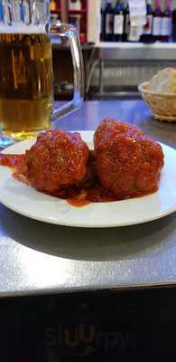 Nuevo Pajaros Restaurante