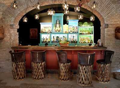 Oaxaca Cuina Mexicana - Restaurante Y Mezcalería