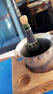 Scubies Bar & Chamuel Boat Trips