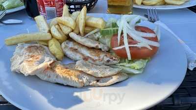 Scubies Bar & Chamuel Boat Trips