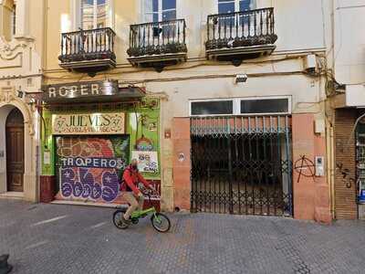 La Bodega Despacho De Vinos