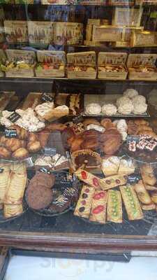 Pastelería La Estrella