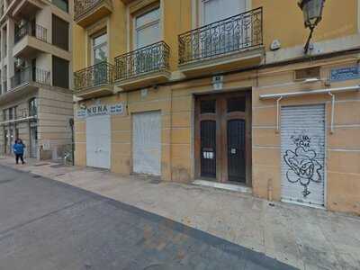 Nuna Bar & Restaurant