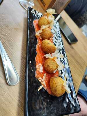 Almiranta Tapas-restaurante