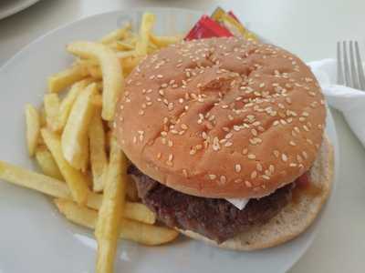 Los Milanos Club Social