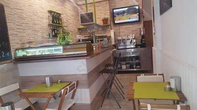 Alcatraz Bar Cafeteria