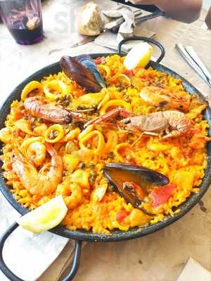 Jesus Y Tere Chiringuito