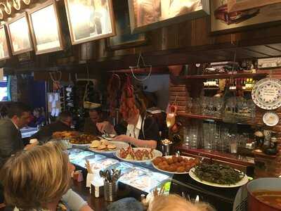 La Taberna De Tito Juan