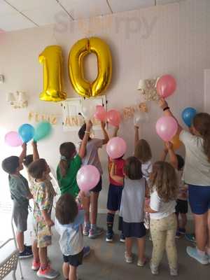 Cookies & Cakes Coffee