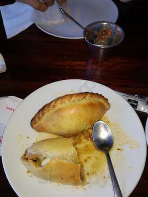 Salteñería Don Simón