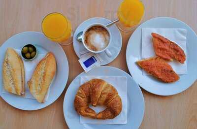 Mica Restaurante & Lounge