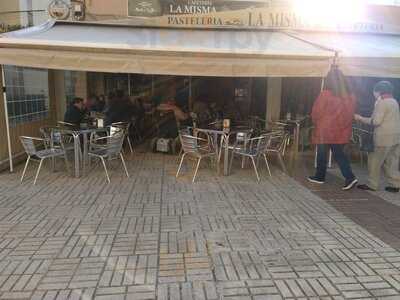 Cafetería La Misma